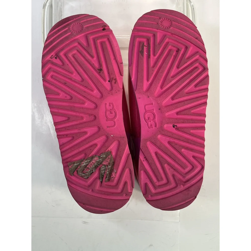 UGG Pink Classic Clear Mini Boots‎ Shearling Waterproof Winter Big Girls Size 4